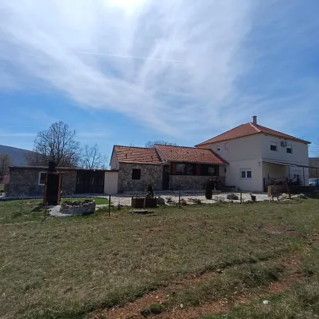 Morlak - Guest House - Restaurant - Gated Parking