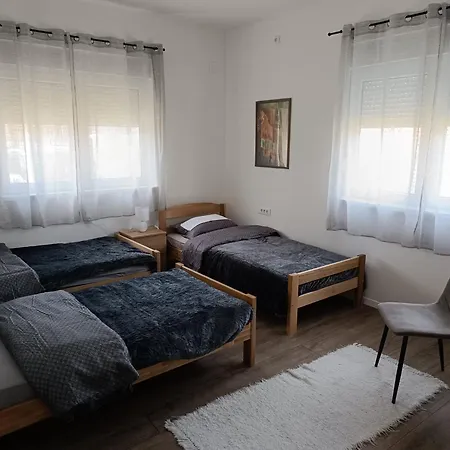 Guest house Morlak - Guest House - Restaurant - Gated Parking 3*