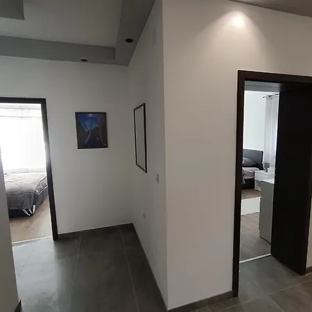 Morlak - Guest House - Restaurant - Gated Parking 3*