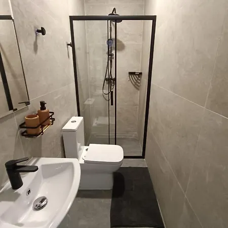 Morlak - - Restaurant - Gated Parking 3* Polaca