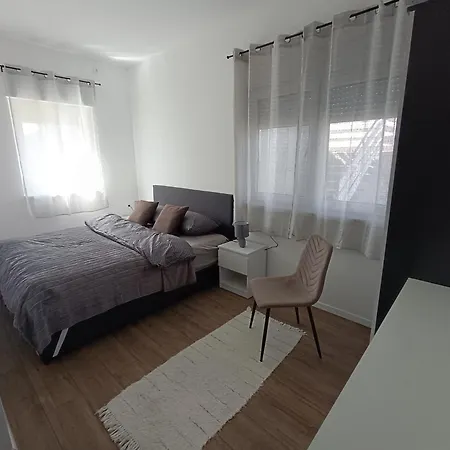 Morlak - Guest House - Restaurant - Gated Parking Guest house 3*
