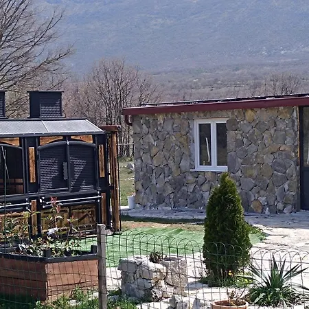 Guest house Morlak - Guest House - Restaurant - Gated Parking Polaca